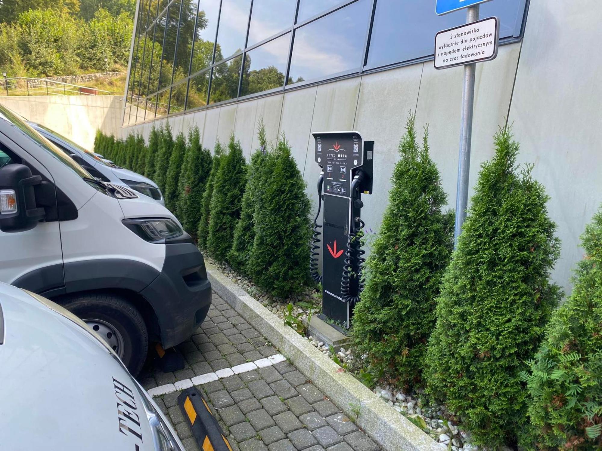Hotel Meta Resort & Vine Spa Szczyrk Esterno foto