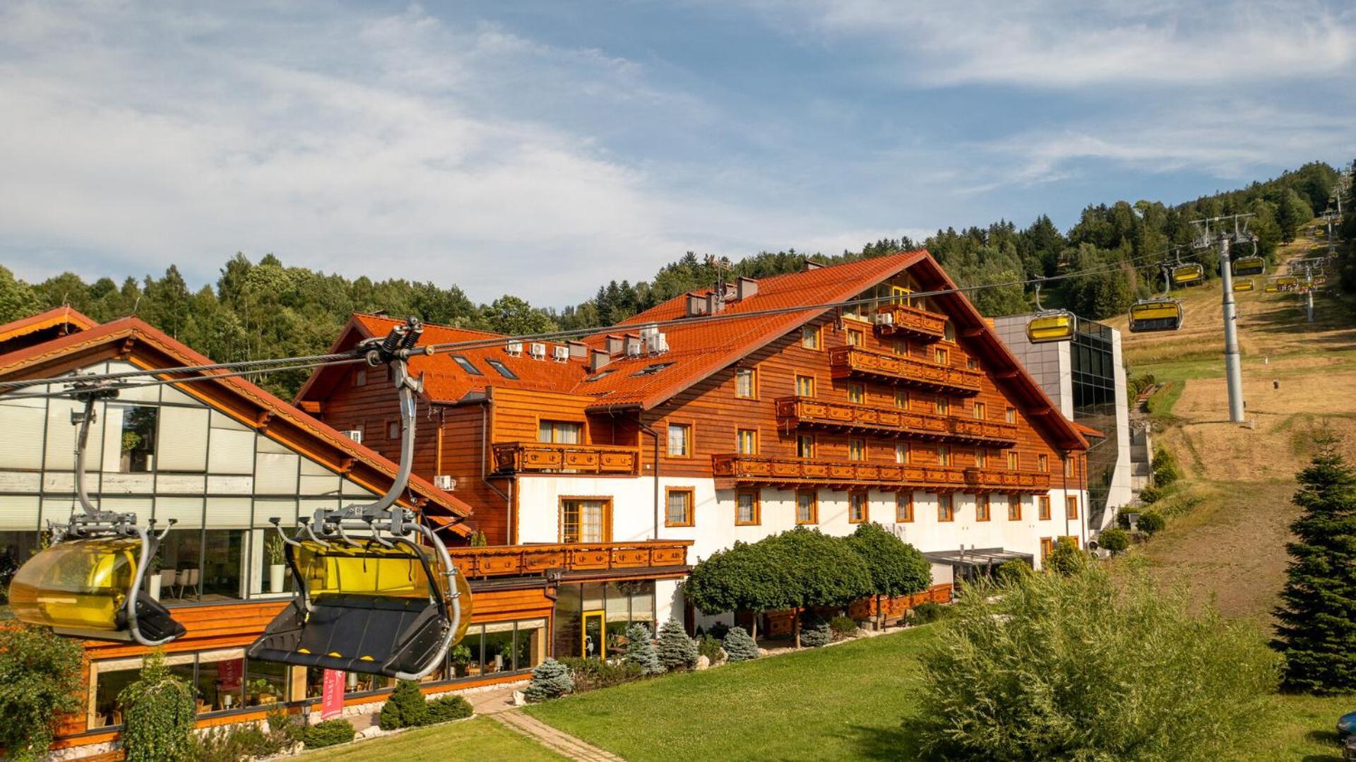 Hotel Meta Resort & Vine Spa Szczyrk Esterno foto